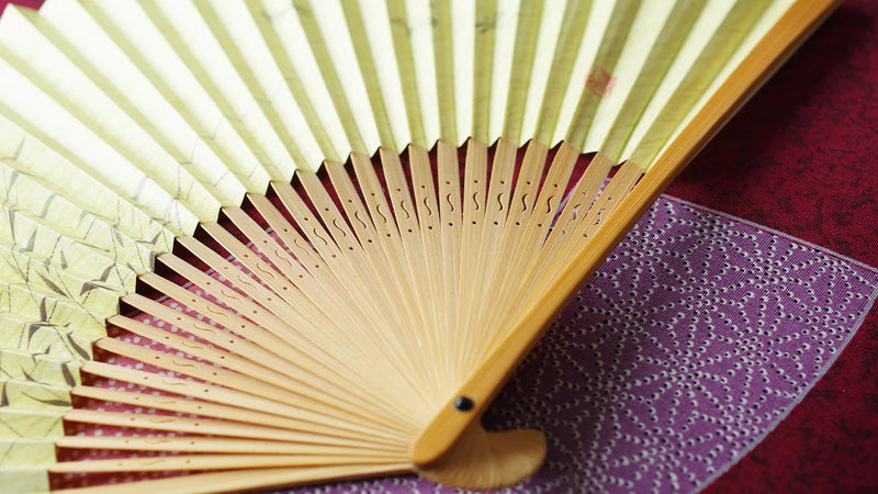 Kyo Folding Fans carries on the elegant Kyoto tradition
