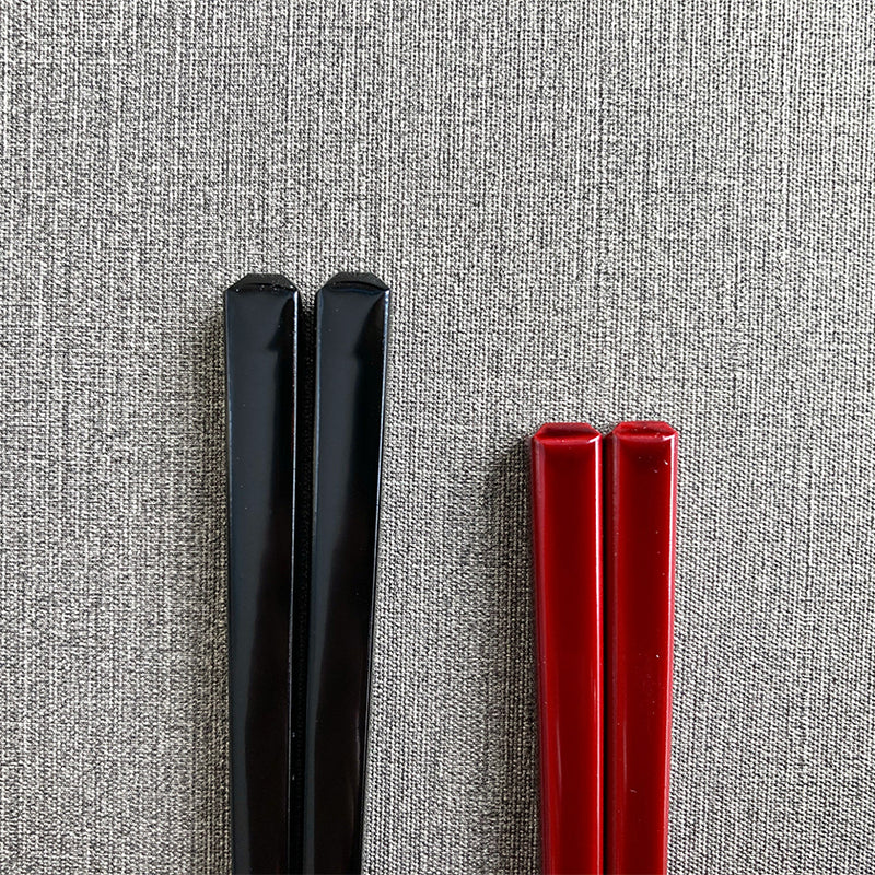 [Chopsticks and Chopstick Rests]a Pair of Ebony SQUARE with Chopstick Rest (8.46inch ＆ 9inch) | MATSUKAN | Wakasa Lacquerware