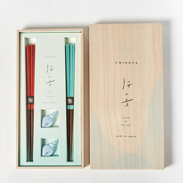 [Chopsticks and Chopstick Rest] SPARKLING WAVE a  Pair of Chopsticks with light blue shell shaped Chopstick rests | Wakasa Lacquerware| MATSUKAN