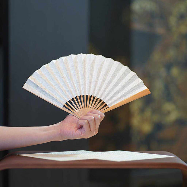 [Hand Fan] SHARK KOMON COLOR KIRA Green White Bamboo For Ladies | Edo Folding Fans