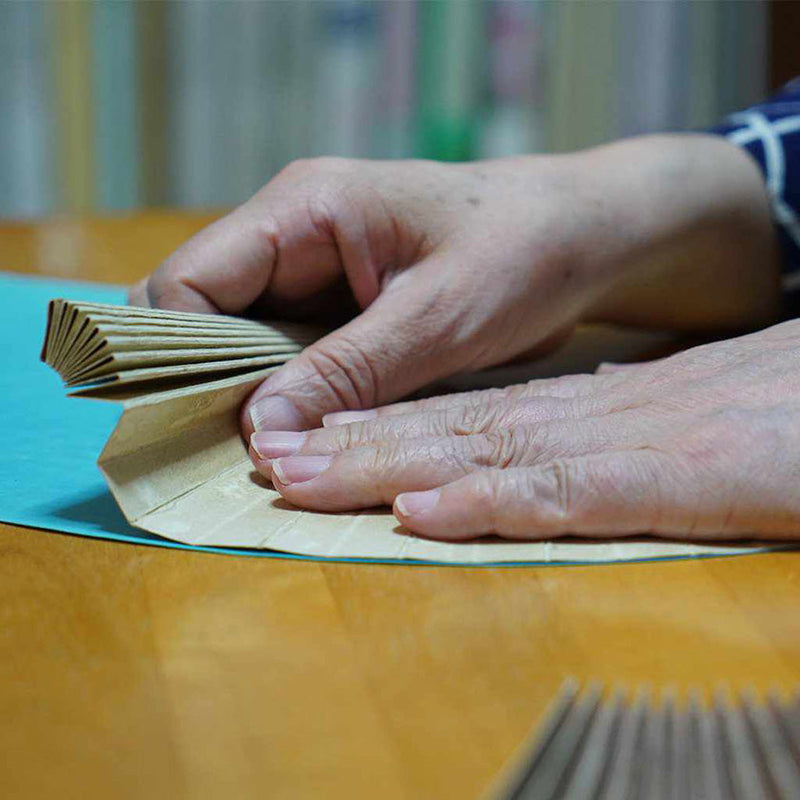 [Hand Fan] HAKU Orange HONSUSU-TAKE For Ladies | Unkindo Fukatsu | Edo Folding Fans