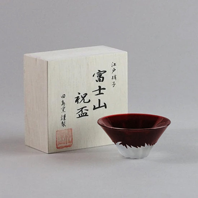 ENGRAVING GLASS RED FUJI CELEBRATION CUP IN A WOODEN BOX, Edo Glass