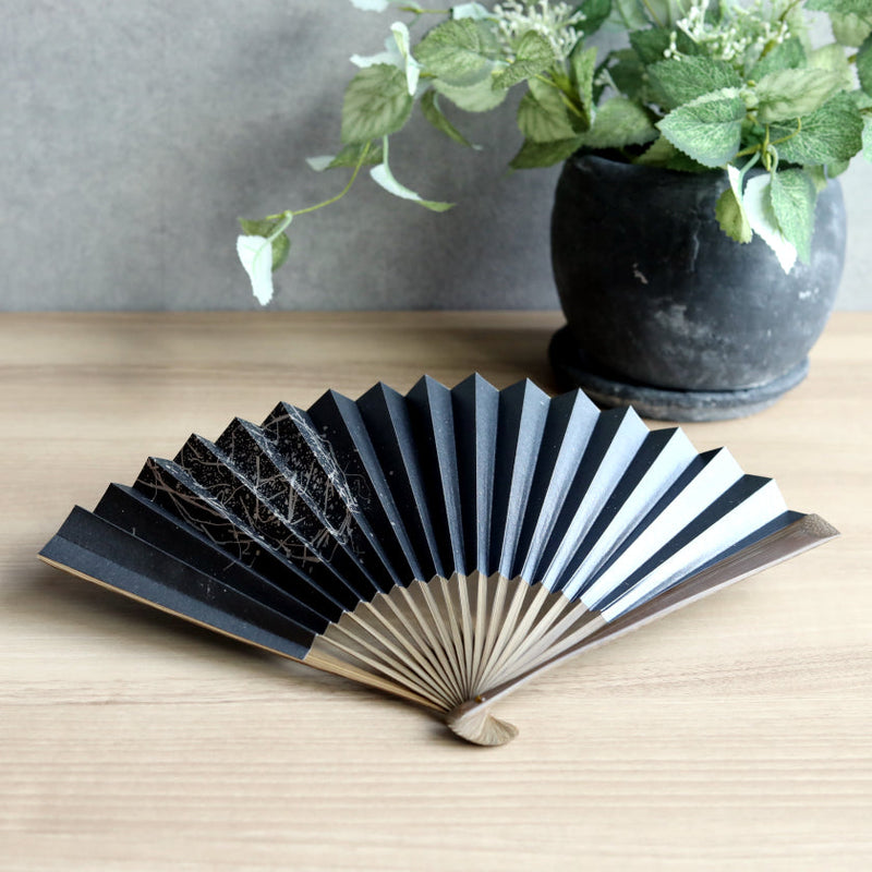 [Hand Fan] HAKUZU Spirit Black 7SUN(8.3inch) | Kyoto Folding Fans | Yasuto Yonehara