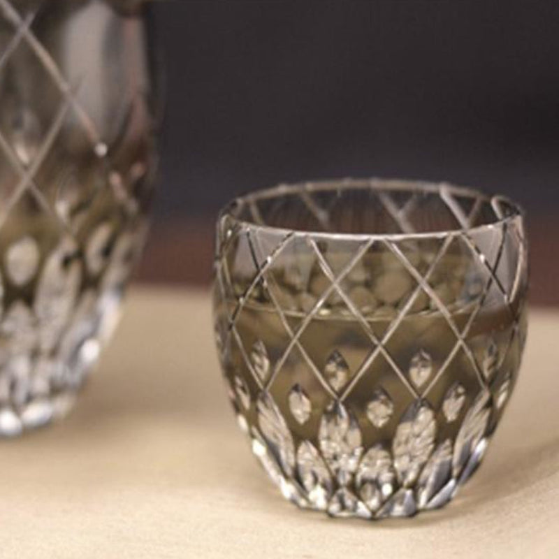 [SAKE CUP] ENRAI (DISTANT THUNDER) BY HIDEAKI SHINOZAKI TRADITIONAL CRAFTSMAN | EDO KIRIKO | KAGAMI CRYSTAL