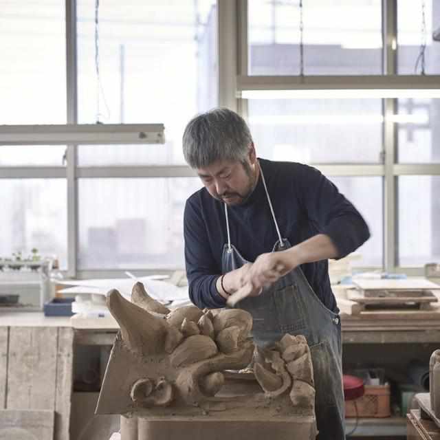 KARASU TENGU ONIGAWARA TO DECORATE THE ROOM: YOSHITAKA KATO, Gargoyle Statue, Sanshu Onigawara Crafts