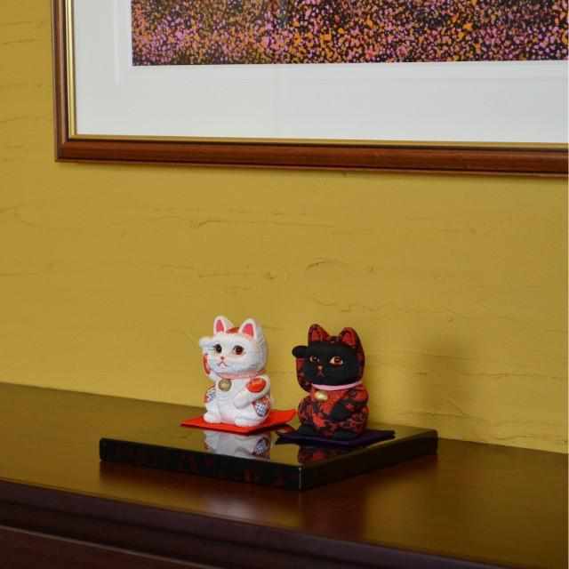 MANEKI NEKO FENG SHUI (PEACH) BEAUTY GOOD LUCK, Beckoning Lucky Cat, Edo Art Dolls