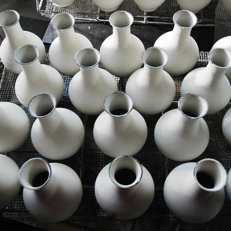 WIRED 3 BALL-SHAPED BLACK TRANSPARENT PLUM, Vase, Owari Cloisonne
