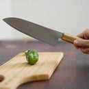 粉末ハイス鋼スーパーゴールド(SG2) 三徳(両刃) 樫八角柄 180mm｜BECOSオリジナル | 関の刃物【包丁】