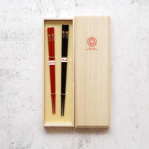 HAND-DRAWN GOLD OR SILVER LACQUR KOTOBUKI MATSUBAYO (2 PAIRS), Chopsticks, Wajima Lacquerware
