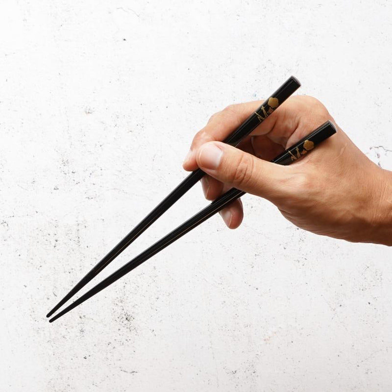 HAND-DRAWN GOLD OR SILVER LACQUR KOTOBUKI MATSUBAYO (2 PAIRS), Chopsticks, Wajima Lacquerware
