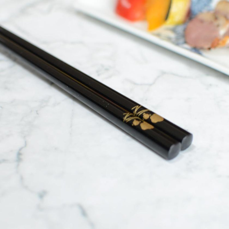 HAND-DRAWN GOLD OR SILVER LACQUR KOTOBUKI MATSUBAYO (2 PAIRS), Chopsticks, Wajima Lacquerware