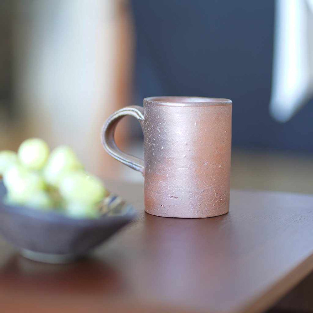 恒枝直豆 (陶芸家) マグカップ【備前焼】 ｜ARTISAN